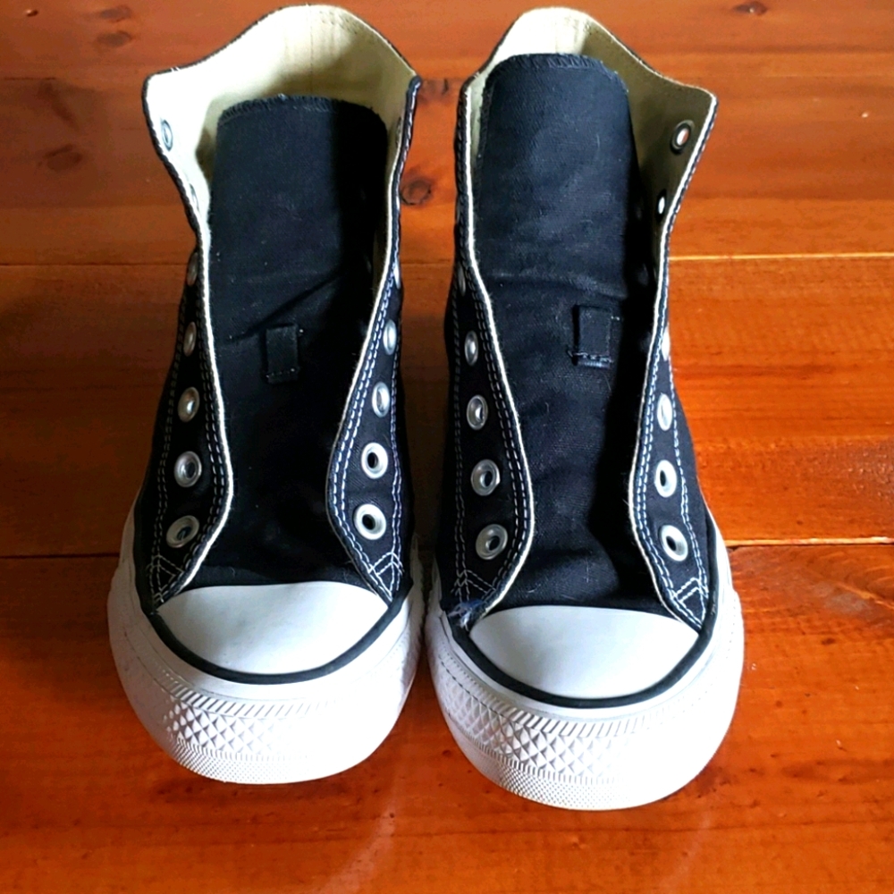 Black converse high tops